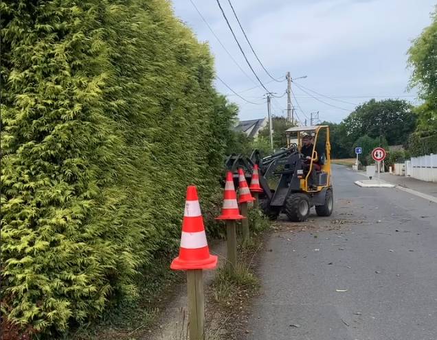 Arrachage de haie près de Lanvollon